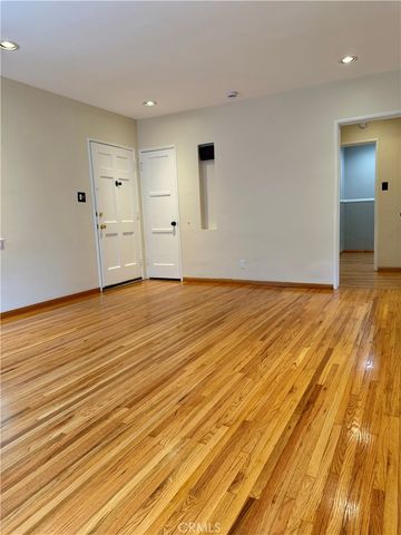 828 N Pass, Burbank, CA 91505