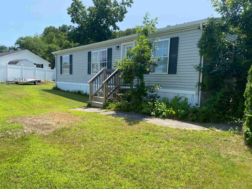 53 CORAL Lane, Seabrook, NH 03874