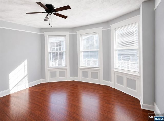869 17th Street 867, Newark, NJ 07108