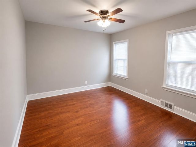 869 17th Street 867, Newark, NJ 07108