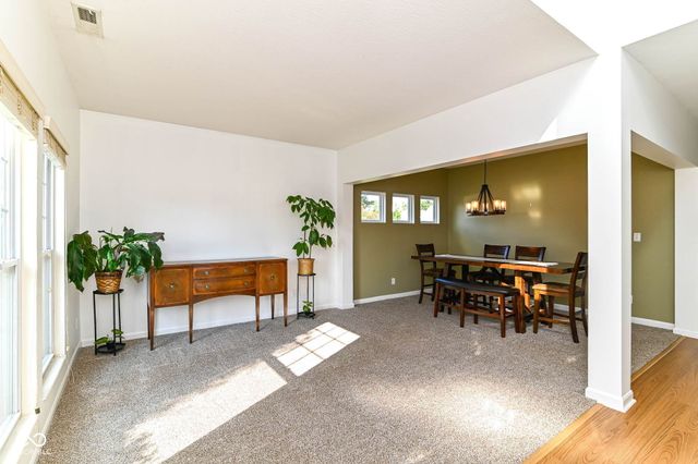 2417 McGregor Drive, Avon, IN 46123