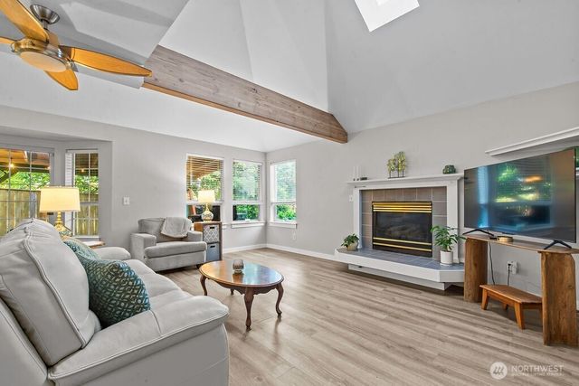 4426 W 82nd Avenue Ct, University Place, WA 98466