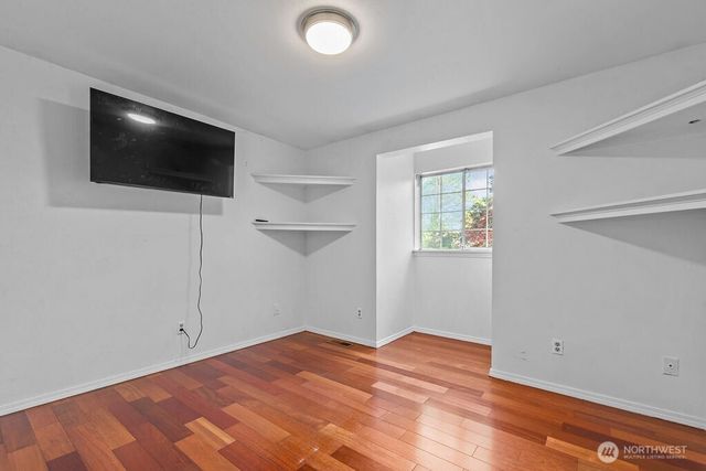 4426 W 82nd Avenue Ct, University Place, WA 98466