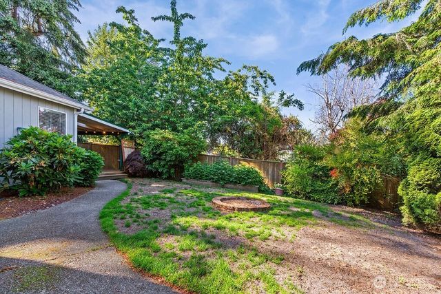 4426 W 82nd Avenue Ct, University Place, WA 98466
