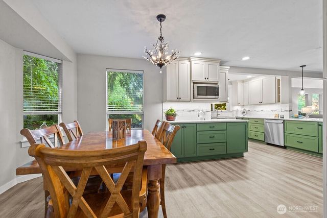 4426 W 82nd Avenue Ct, University Place, WA 98466