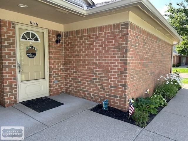 6146 Century Ct. Court, Shelby Twp, MI 48316
