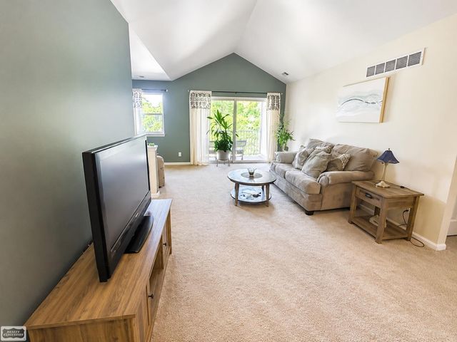 6146 Century Ct. Court, Shelby Twp, MI 48316