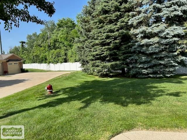 6146 Century Ct. Court, Shelby Twp, MI 48316