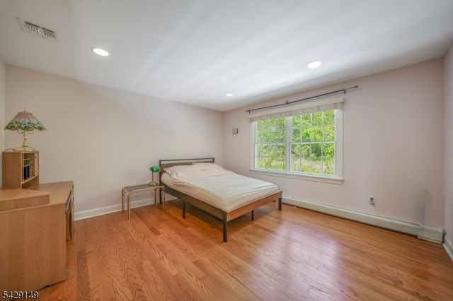 72 Gathering Hill Ct, Parsippany-troy Hills Twp., NJ 07950