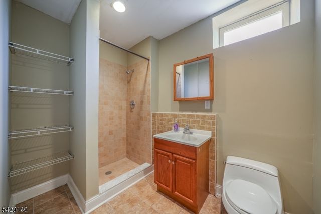 72 Gathering Hill Ct, Parsippany-troy Hills Twp., NJ 07950