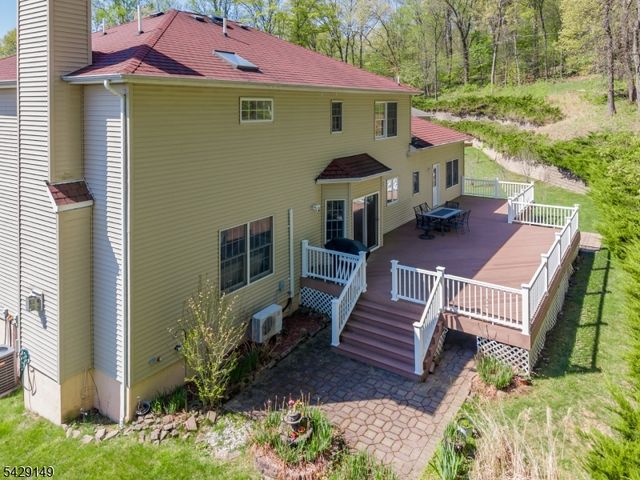 72 Gathering Hill Ct, Parsippany-troy Hills Twp., NJ 07950