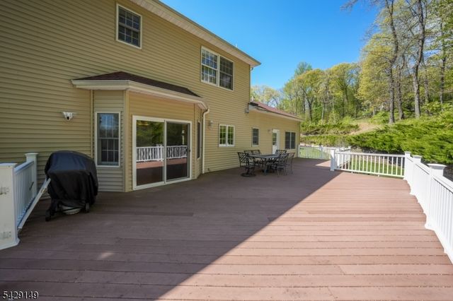 72 Gathering Hill Ct, Parsippany-troy Hills Twp., NJ 07950
