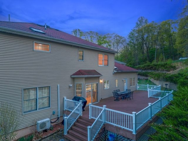 72 Gathering Hill Ct, Parsippany-troy Hills Twp., NJ 07950