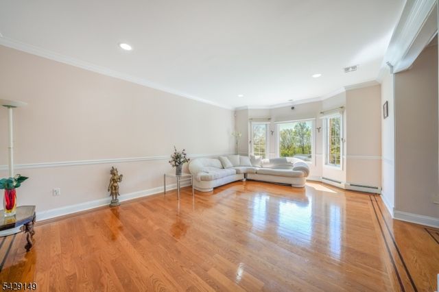 72 Gathering Hill Ct, Parsippany-troy Hills Twp., NJ 07950