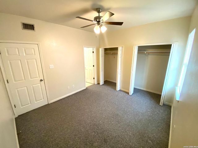 506 Dukeway Apt 3, Universal City, TX 78148