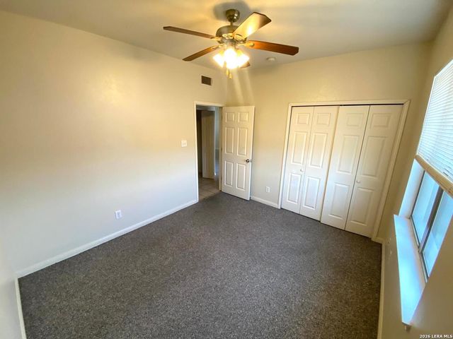 506 Dukeway Apt 3, Universal City, TX 78148