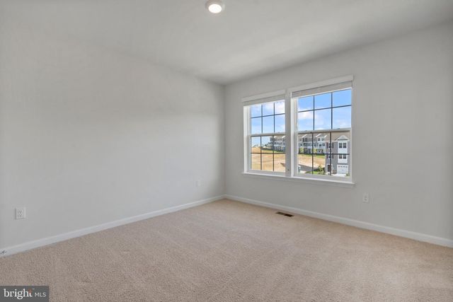 8390 DIETER DR, Rosedale, MD 21237