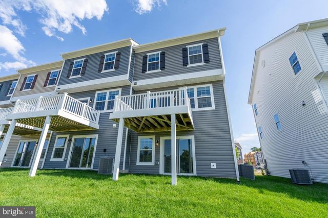 8390 DIETER DR, Rosedale, MD 21237