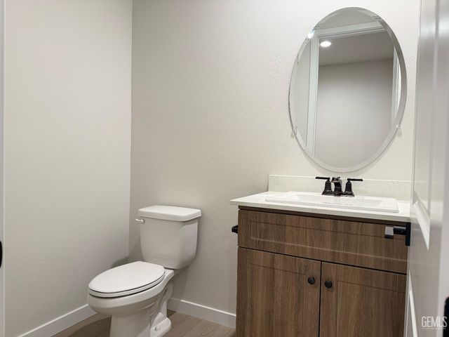 7713 Denmarsh Street, Bakersfield, CA 93311