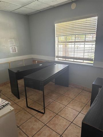 1527 NE 4th Avenue, Fort Lauderdale, FL 33304