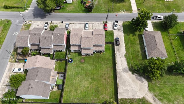 816 Detroit Avenue 816, Springfield, FL 32401