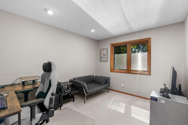 6390 Fawn Lane, Lino Lakes, MN 55014