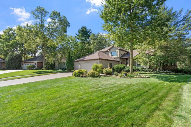 6390 Fawn Lane, Lino Lakes, MN 55014