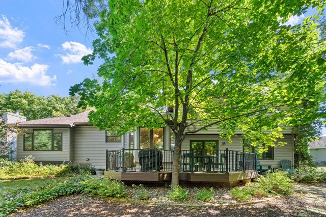 6390 Fawn Lane, Lino Lakes, MN 55014