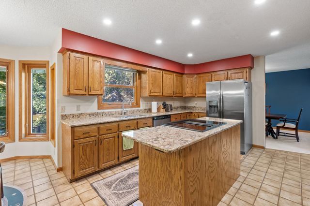 6390 Fawn Lane, Lino Lakes, MN 55014