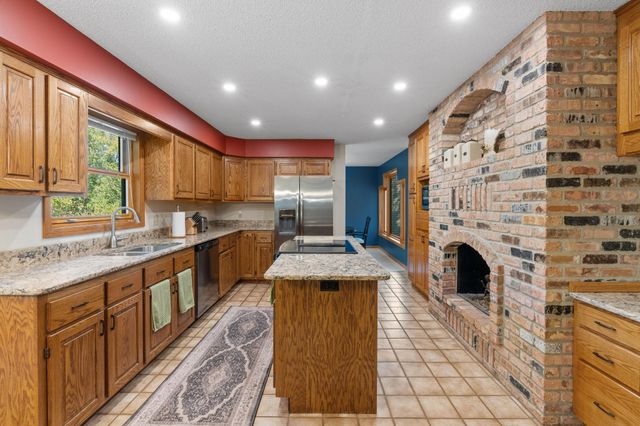 6390 Fawn Lane, Lino Lakes, MN 55014