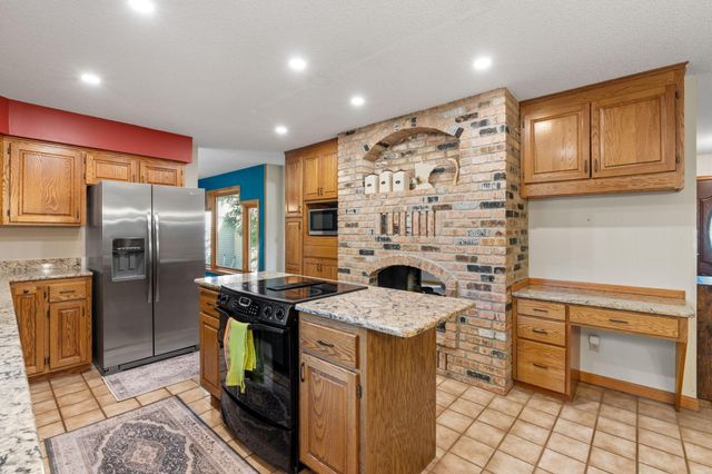 6390 Fawn Lane, Lino Lakes, MN 55014