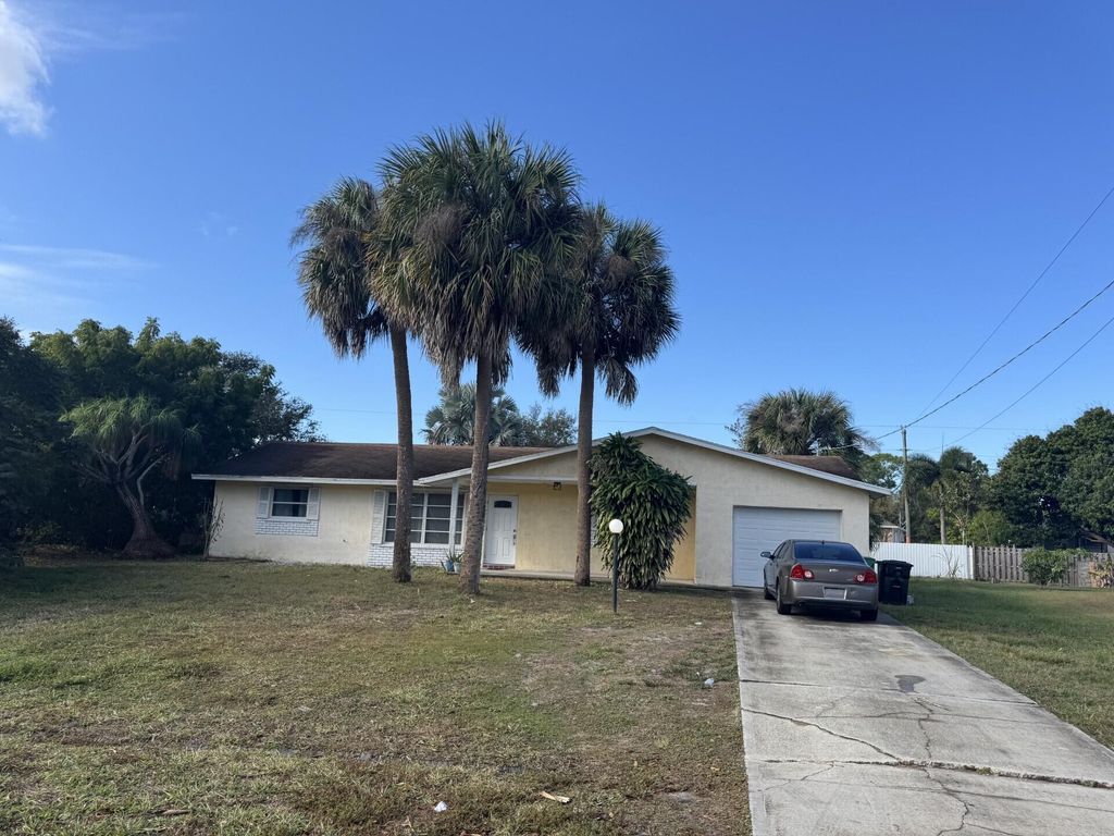2434 SE Sidonia Street, Port St. Lucie, Port St Lucie, FL 34952
