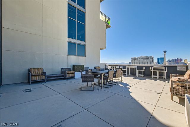353 East Bonneville Avenue 804, Las Vegas, NV 89101