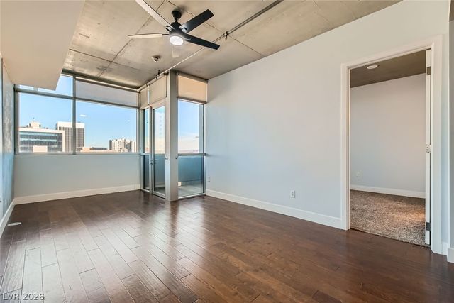 353 East Bonneville Avenue 804, Las Vegas, NV 89101