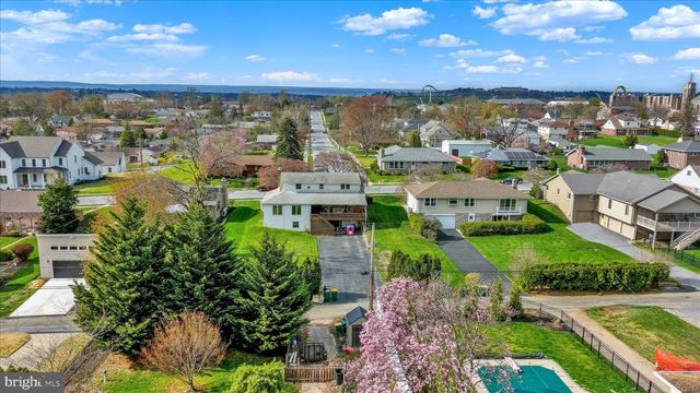 464 CEDAR AVE, Hershey, PA 17033