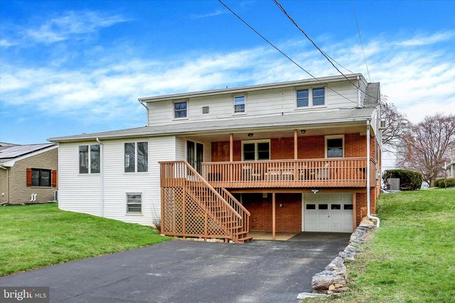 464 CEDAR AVE, Hershey, PA 17033