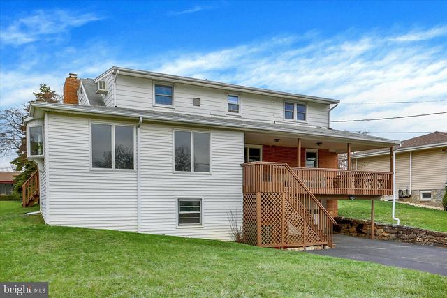 464 CEDAR AVE, Hershey, PA 17033