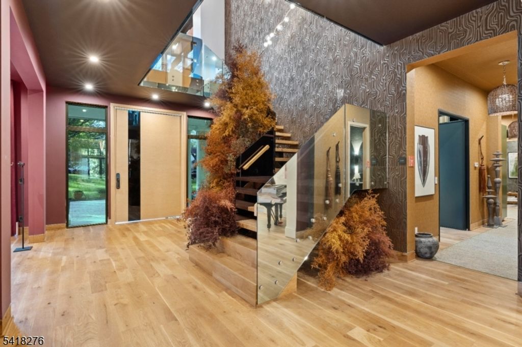 48 Pleasant Ave, Upper Saddle River Boro, NJ 07458 — photo 2