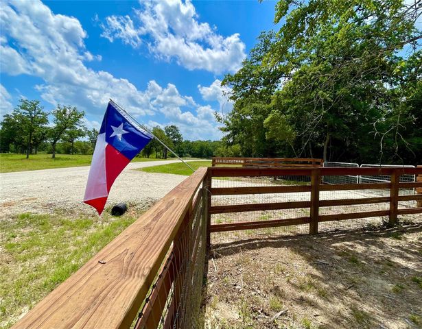 9242 Stetson Drive, Normangee, TX 77871