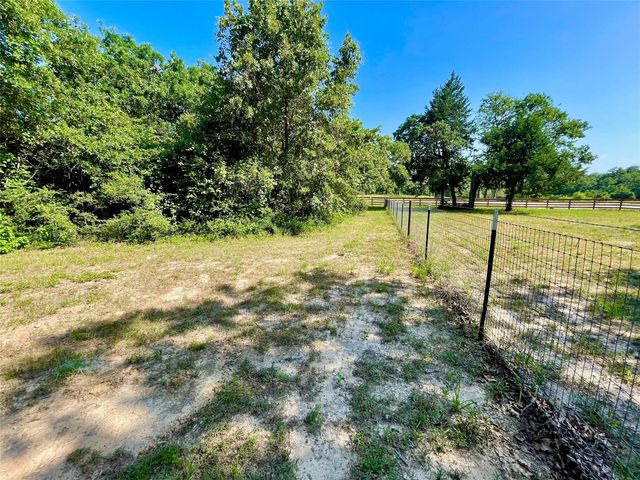 9242 Stetson Drive, Normangee, TX 77871