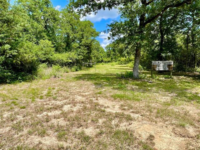 9242 Stetson Drive, Normangee, TX 77871