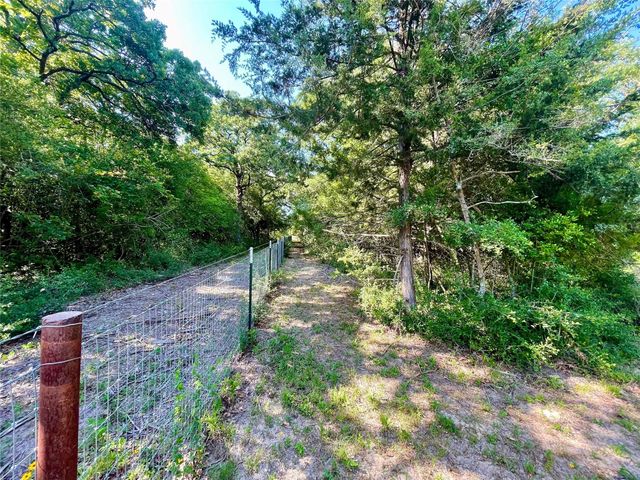 9242 Stetson Drive, Normangee, TX 77871