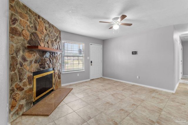 7917 Comet Ct, Pensacola, FL 32506