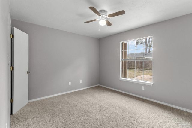 7917 Comet Ct, Pensacola, FL 32506