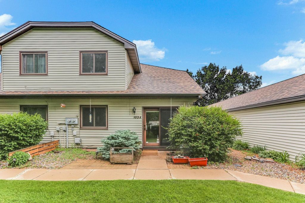103 6th Street NW #A, Elk River, MN 55330