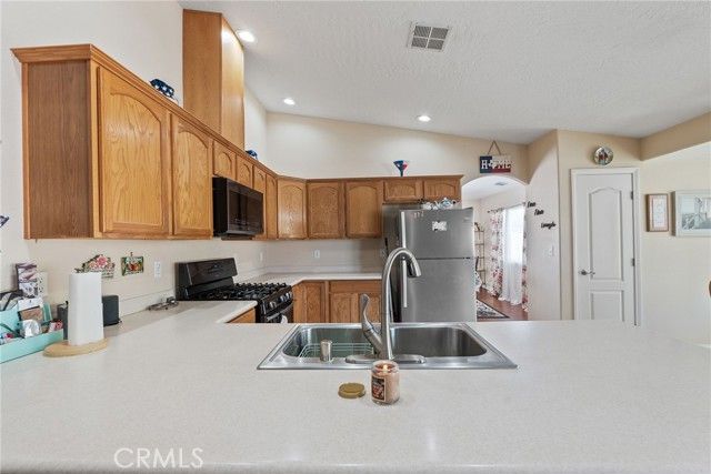 18540 FAIRBURN AVENUE, Hesperia, CA 92345