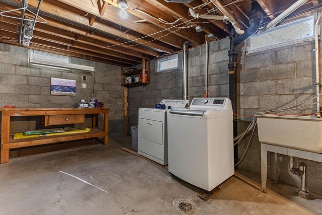 1450 Wesley Avenue, Muskegon City, MI 49442