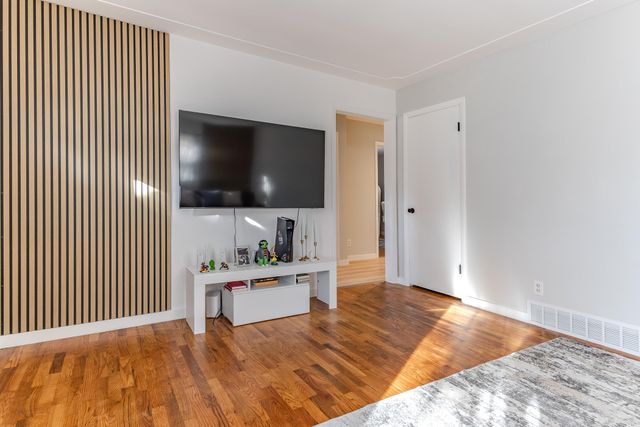 1450 Wesley Avenue, Muskegon City, MI 49442