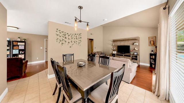 1812 Dorset Lane, Modesto, CA 95355