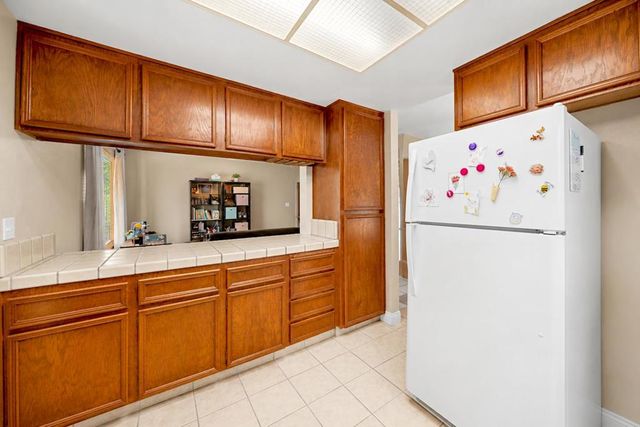1812 Dorset Lane, Modesto, CA 95355